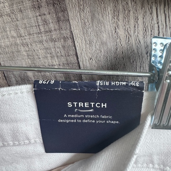 Gap High Rise Button Fly Stretch Shorts Sz 6 NWT - Picture 7 of 8